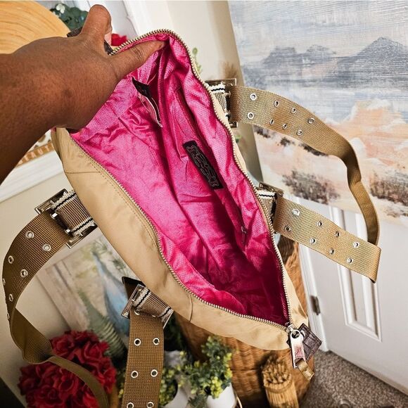 Y2K Un Apes Midi De Chien Paris Nylon Khaki Buckle Shoulder Bag. - Picture 4 of 15